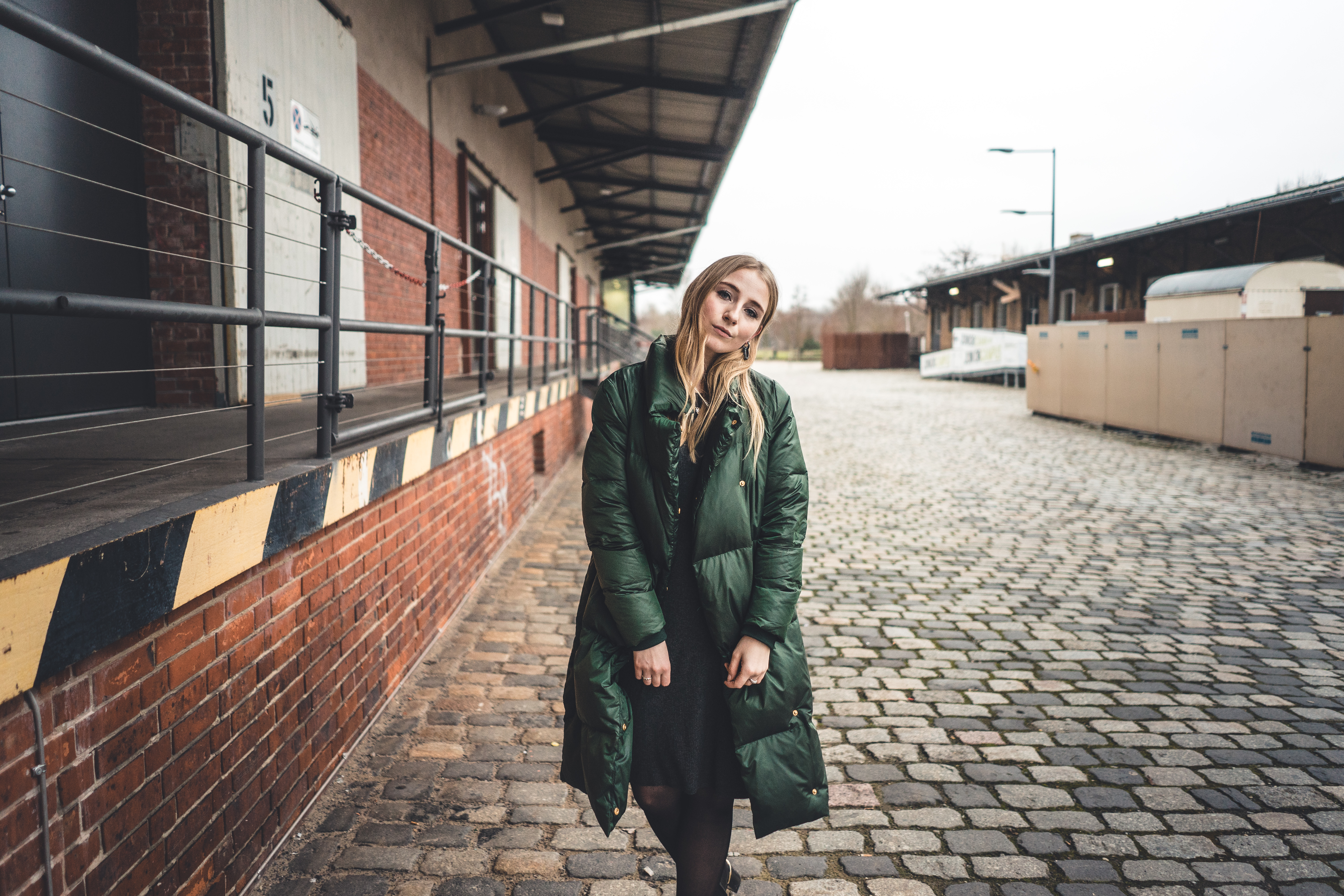 Im Winter Auf Nichts Verzichten Mussen Kleid Im Winter Kombinieren