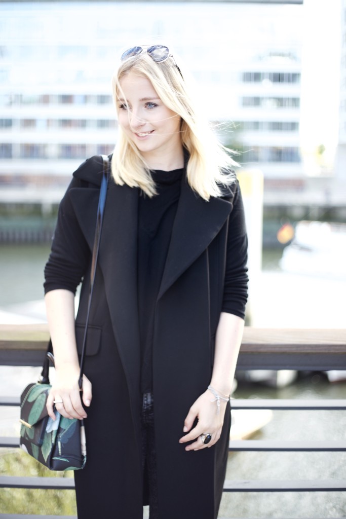 trend_piece_long_vest_autumn_outfit_look_1462