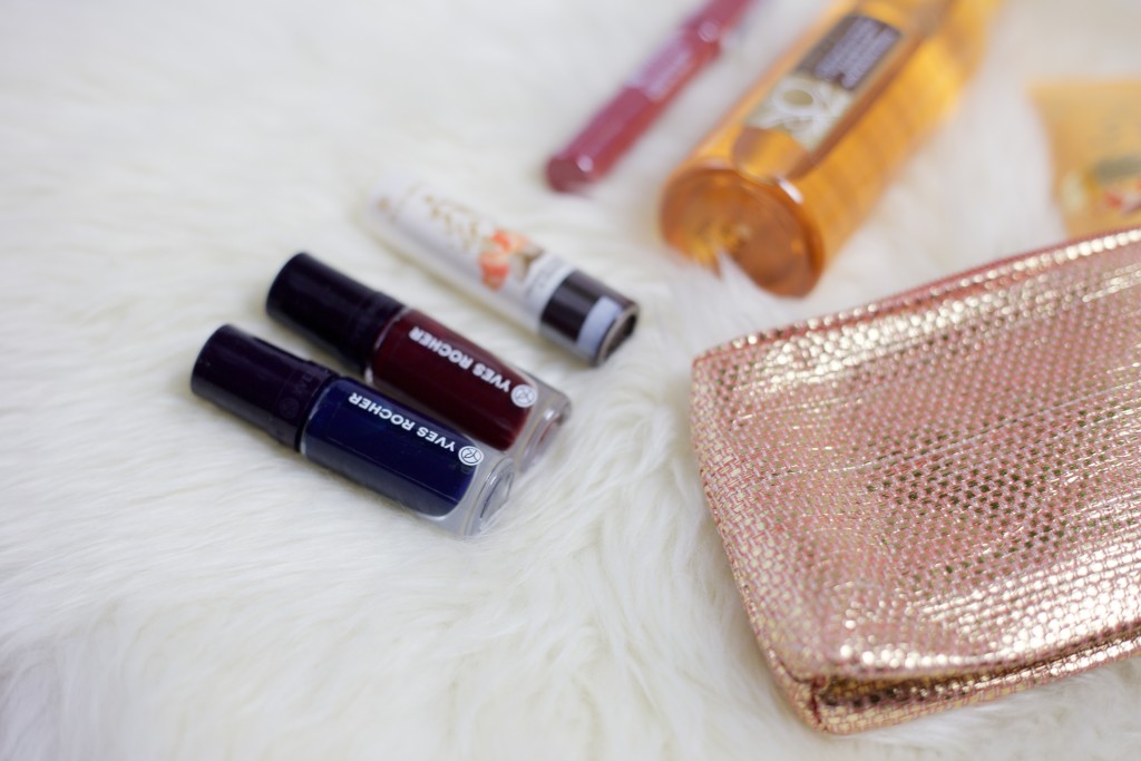 GIVEAWAY_XXL_Fashionvernissage_Bloggeburtstag_Essence_Yves_Rocher_Just_2761