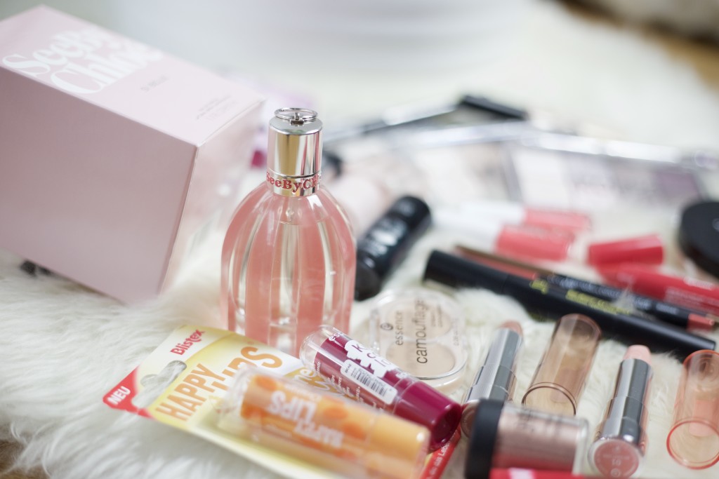 GIVEAWAY_XXL_Fashionvernissage_Bloggeburtstag_Essence_Yves_Rocher_Just_2769