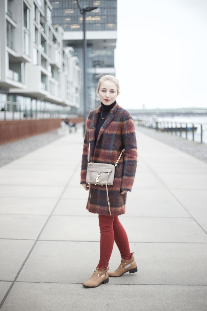 Wollmantel_bunt_fashionvernissage_outfit_fashion_cologne_köln_3235