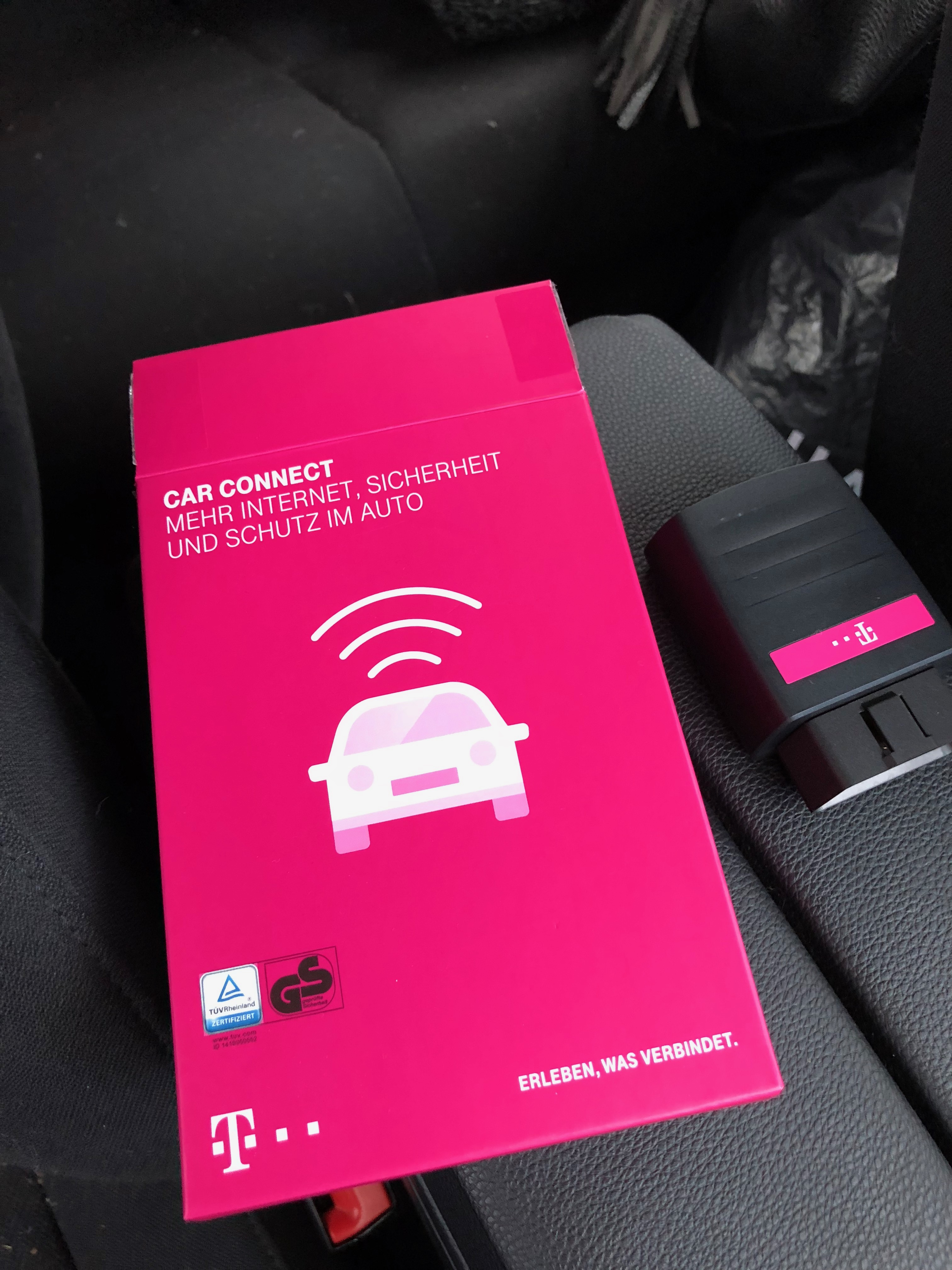 telekom-carconnect-erfahrung-device-internet-unterwegs-auto-sicherheit-adapter